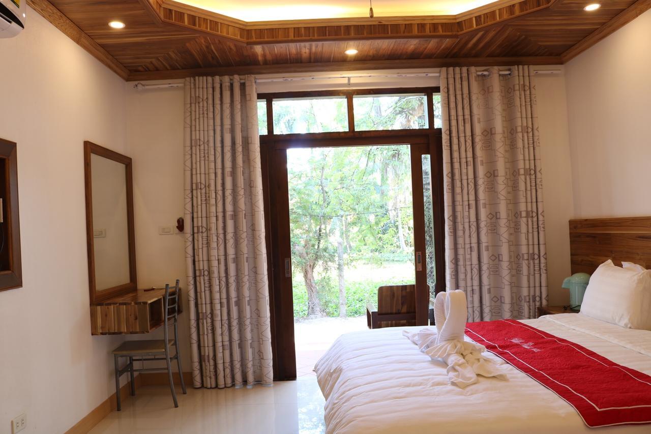 Luang Prabang Oasis Hotel Екстер'єр фото
