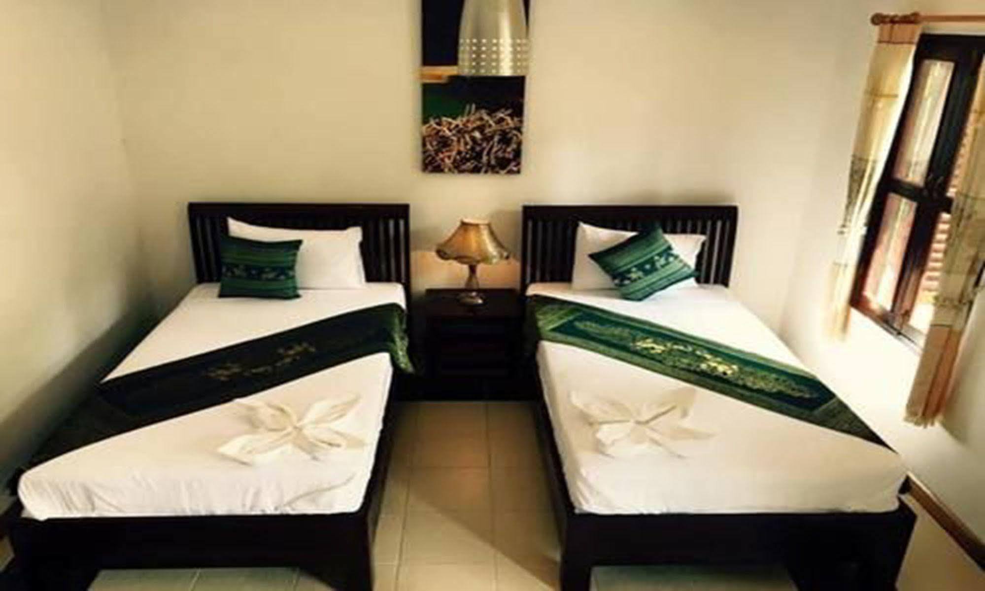 Luang Prabang Oasis Hotel Екстер'єр фото