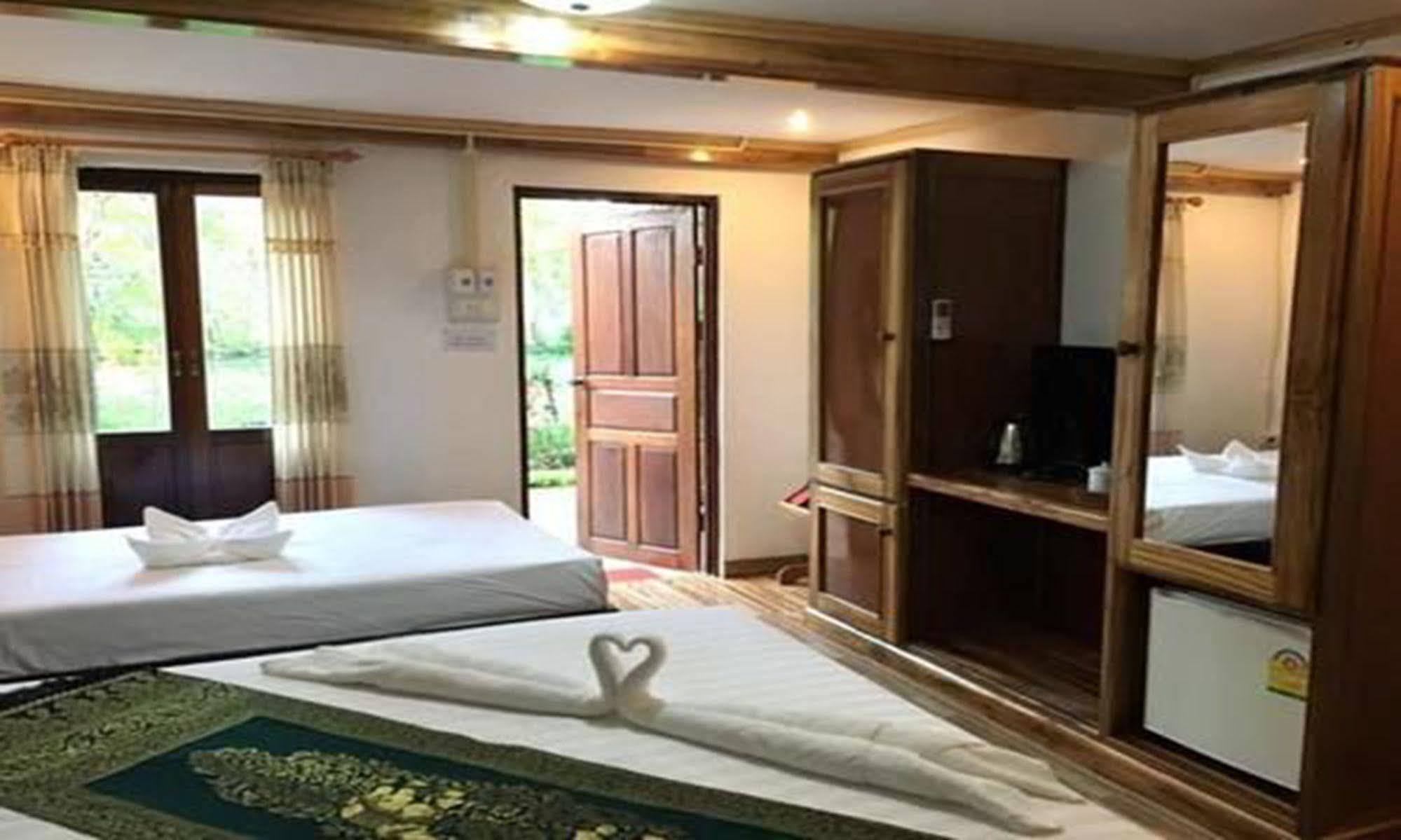 Luang Prabang Oasis Hotel Екстер'єр фото