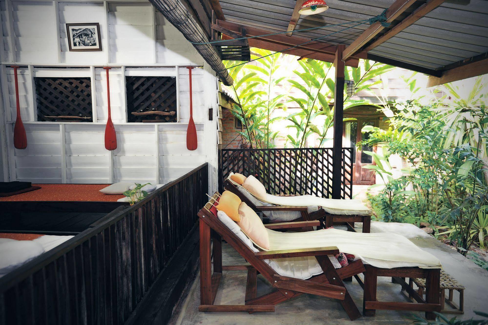 Luang Prabang Oasis Hotel Екстер'єр фото