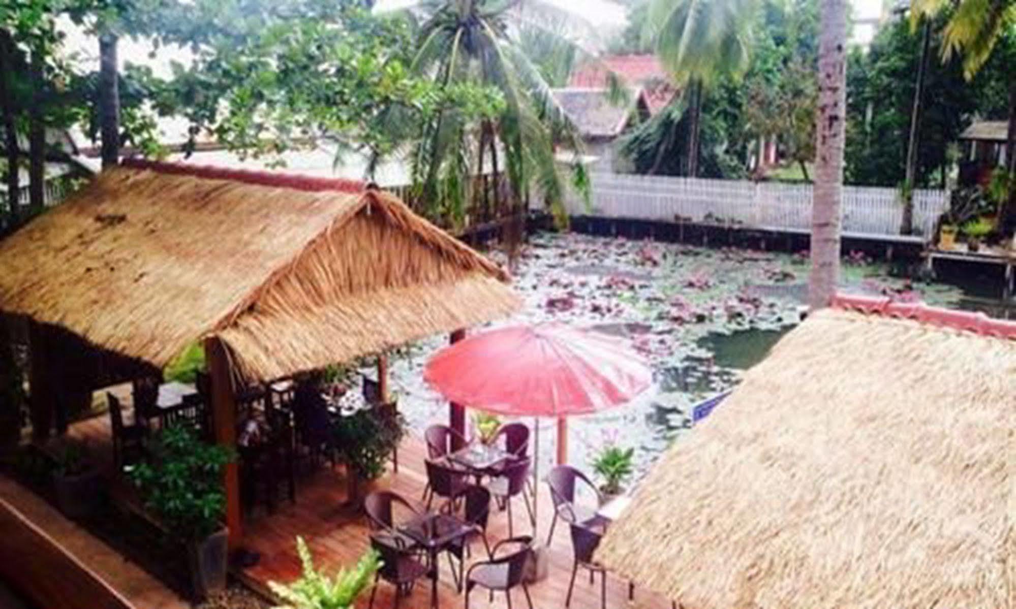 Luang Prabang Oasis Hotel Екстер'єр фото